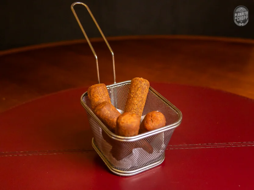 Porção de Croquete Alemão